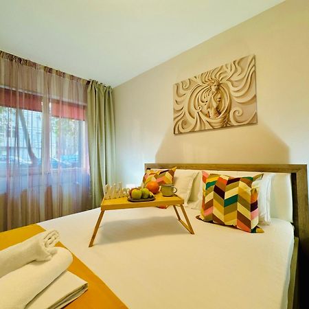 Joy City Stay Spacious Comfortable 티미쇼아라 외부 사진